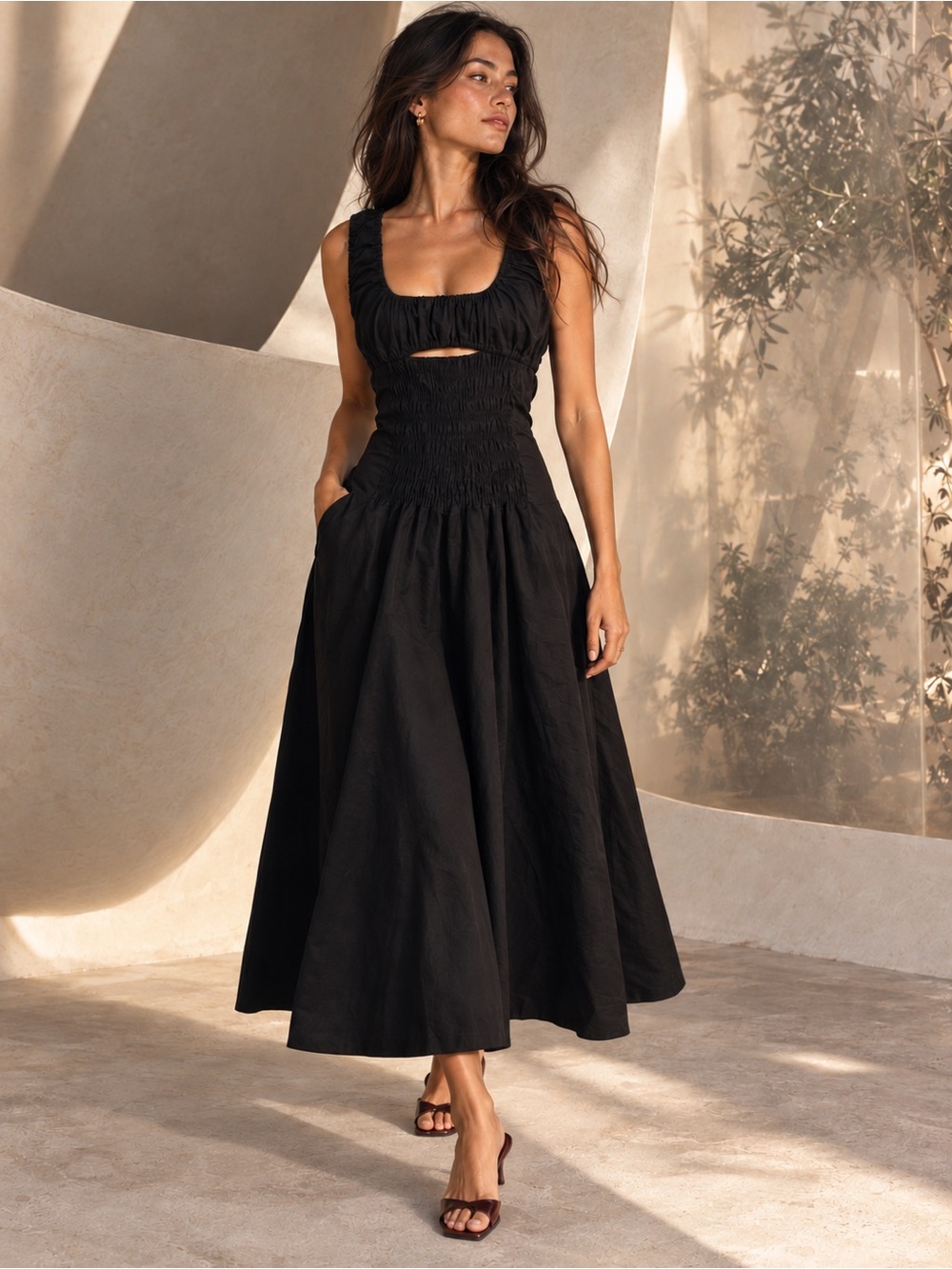 Toit Volant NWT Bella Smocked Cutout Midi Dress Black, XS/S